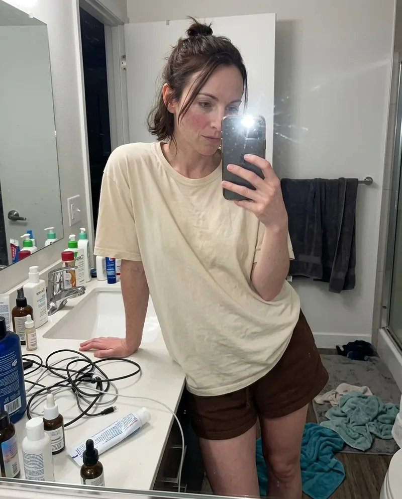 Sink Flash and Cream Tee